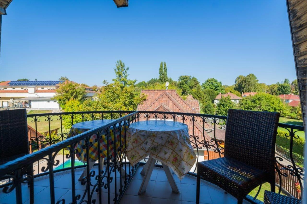 Jade Panzio Bed and Breakfast Balatonföldvár Εξωτερικό φωτογραφία