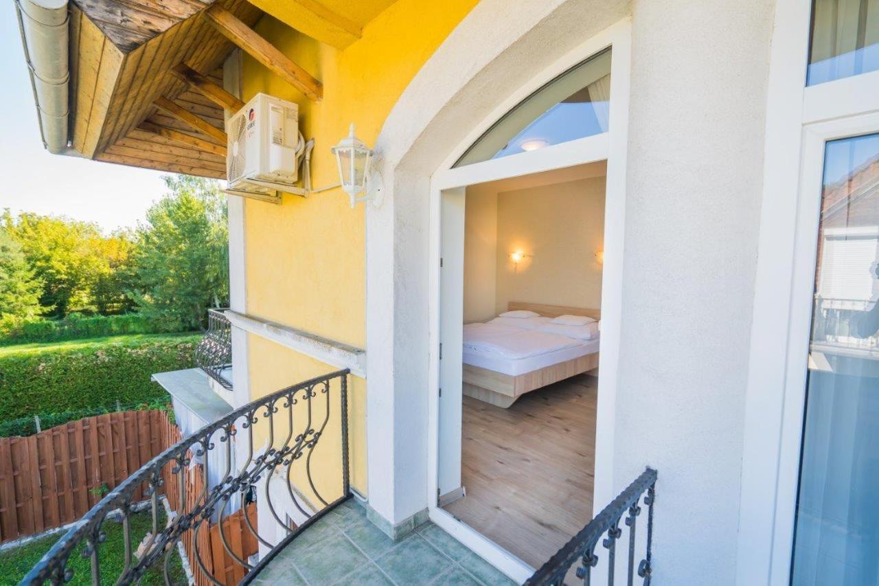 Jade Panzio Bed and Breakfast Balatonföldvár Εξωτερικό φωτογραφία